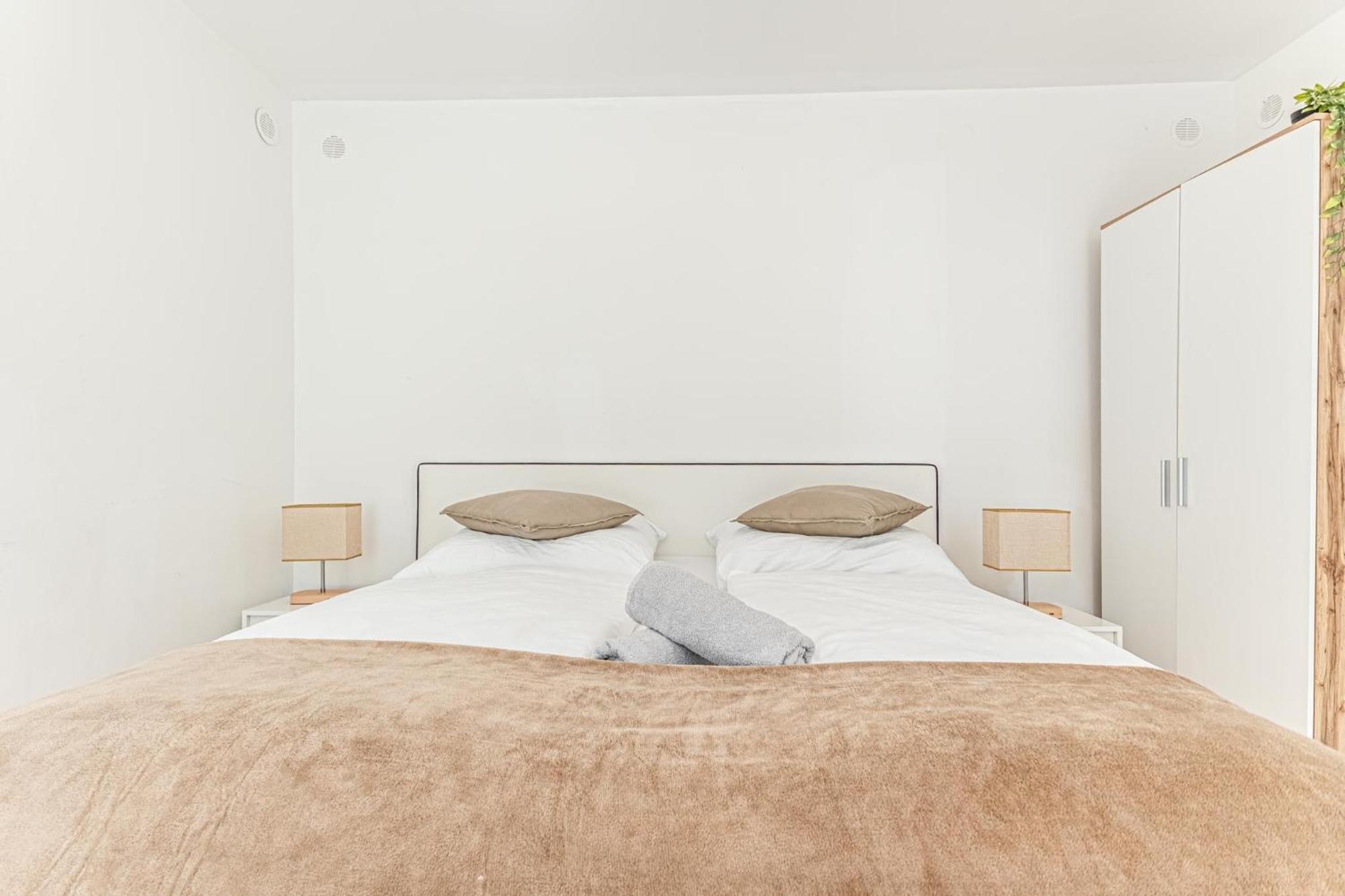 Vibes: 1br Apt, 10 Min To Westbahnhof * Wien